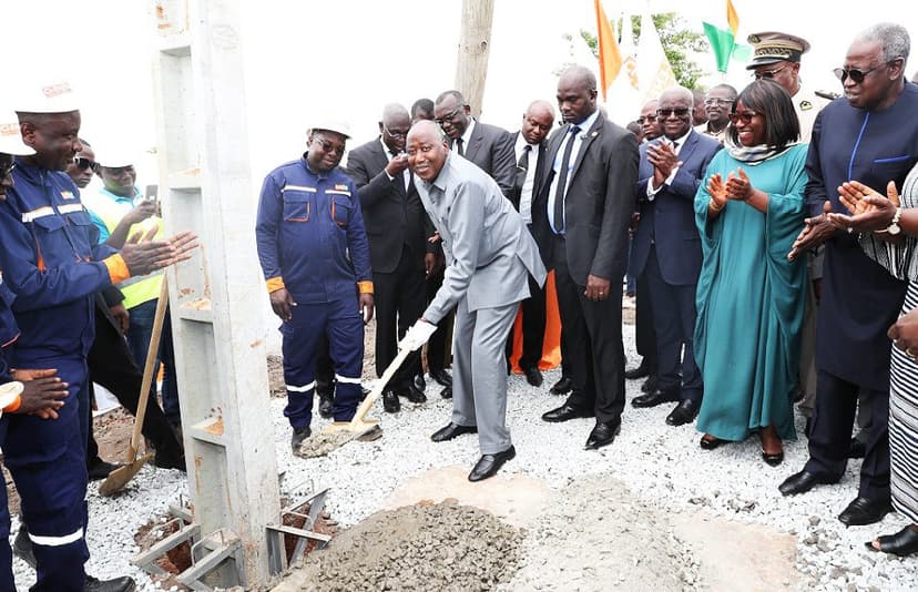 Duékoué : le Premier Ministre Amadou Gon Coulibaly lance l'extension de l'électricité au profit de 90 000 personnes (Côte d'Ivoire)
