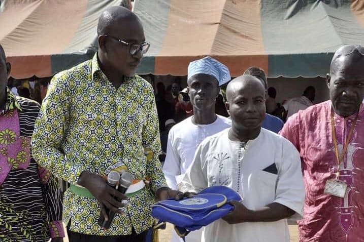 Éducation : don de kits scolaires à l'inspection primaire de Worofla