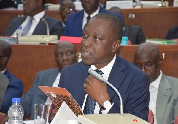 Secteur des Transports : Amadou Koné explique les enjeux du budget 2020 adopté par le Sénat