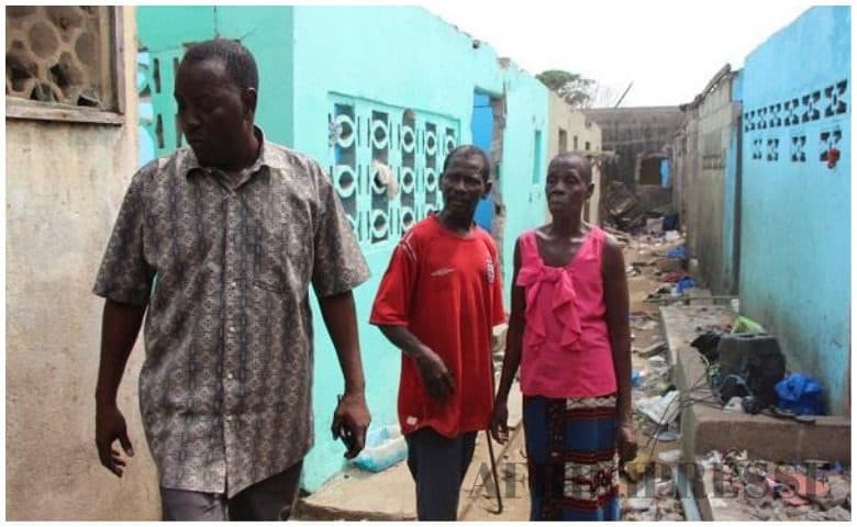 Déguerpissement zone aéroportuaire : Les habitants déménagent avant l’arrivée des machines (Côte d’Ivoire)