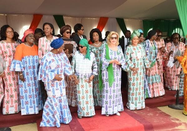 Côte d’Ivoire : Dominique Ouattara demande aux femmes d’user de diplomatie et de sagesse pour apaiser les cœurs de leurs époux (JIF 2020)
