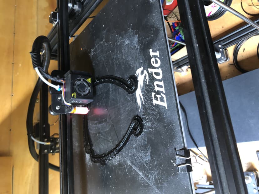 Covid-19: des visières produites par des imprimantes 3D en Côte d'Ivoire