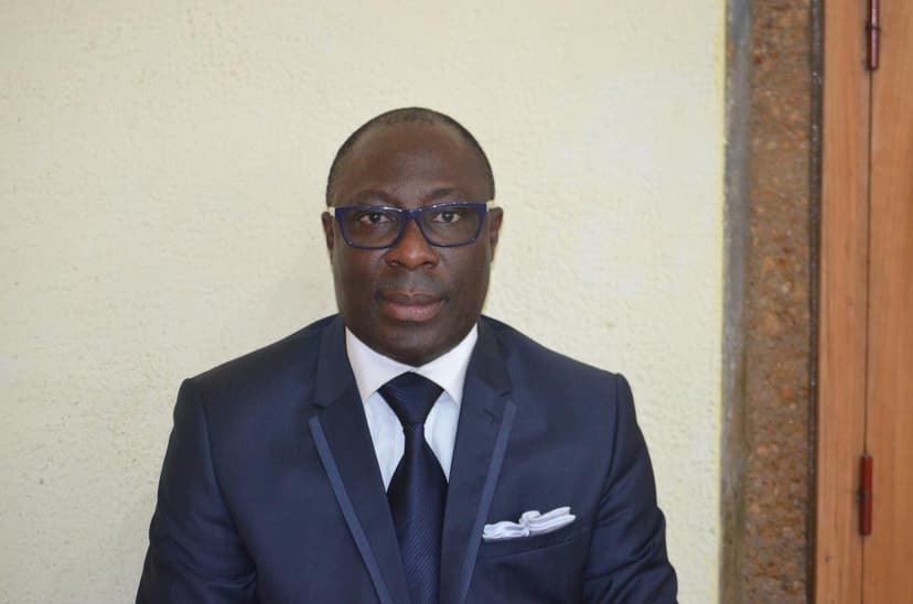 Déclaration : les anciens élèves et étudiants ivoiriens au Burkina solidaires du ministre d’État Hamed Bakayoko