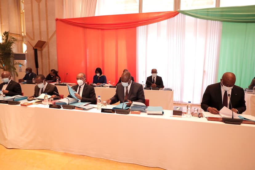 Côte d'Ivoire : La concession d'exploitation de la Compagnie ivoirienne d'électricité réduite désormais à 12 ans au lieu de 15 (Conseil des ministres)