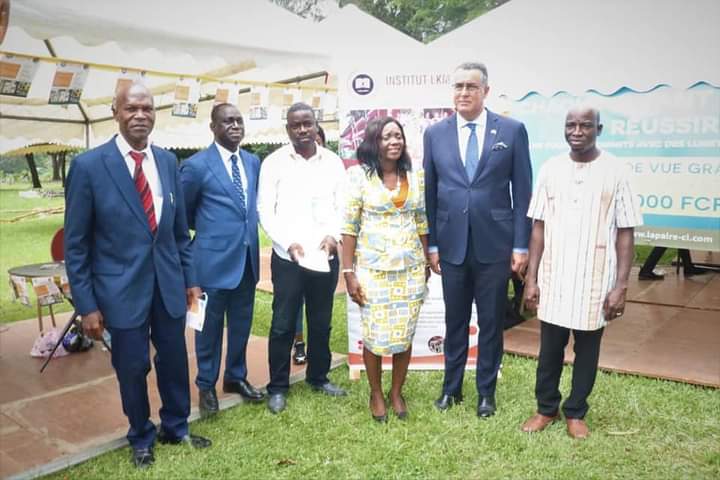 Abdelmalek Kettani, ambassadeur du Maroc en Côte d’Ivoire aux élèves : “(…) Travaillez avec abnégation et persévérance”