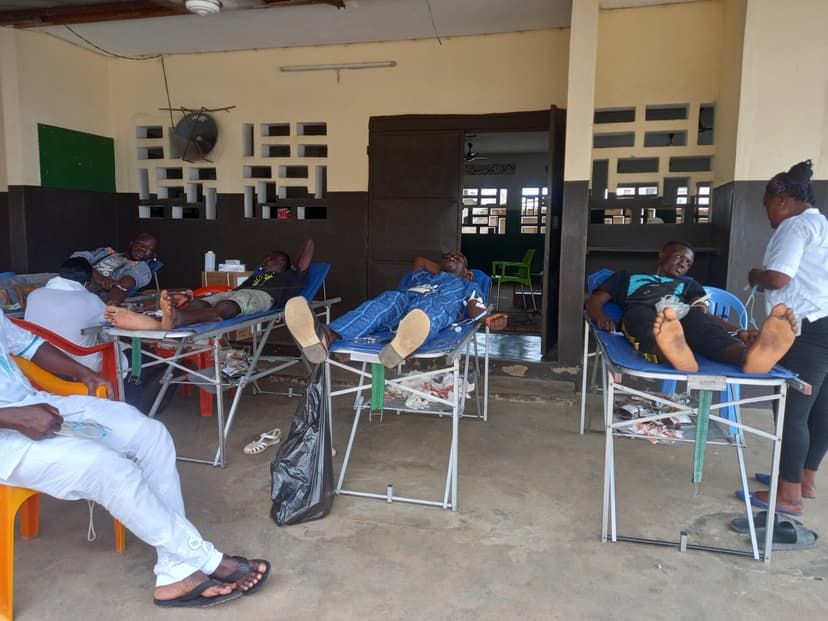 Côte d'Ivoire : Des jeunes musulmans donnent leur sang pour sauver des malades