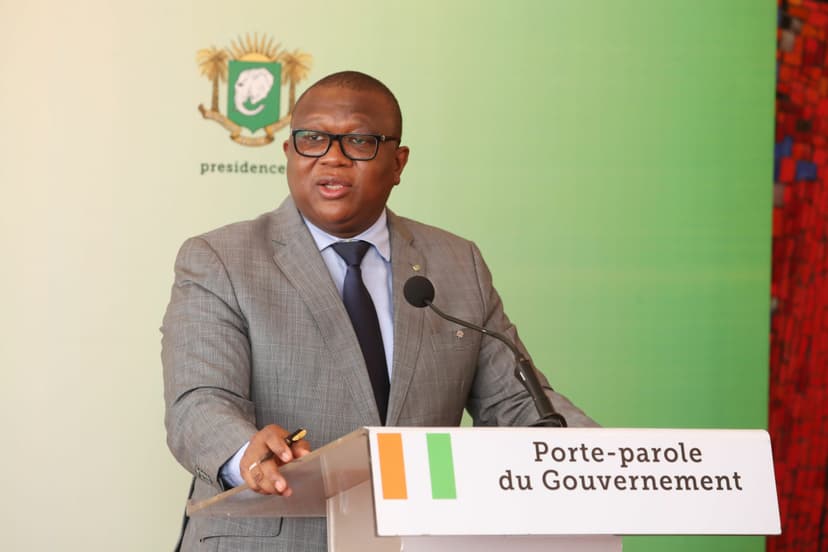 Côte d’Ivoire : le budget 2022 s’établit à 9 901,1 milliards de FCFA, en hausse de 17,9%