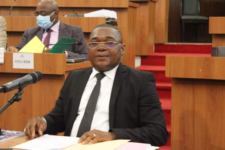Budget-programme 2022: Serey Doh obtient la confiance les députés (Affaires maritimes, Côte d’Ivoire)