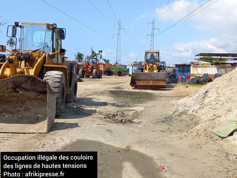 Risques électriques : la CIE alerte sur les dangers liés à l'occupation des couloirs des lignes de hautes tensions