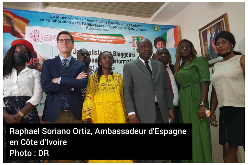 Lutte contre les violences basées sur le genre : l'ambassadeur d’Espagne exhorte les journalistes et blogueurs à plus d’engagement