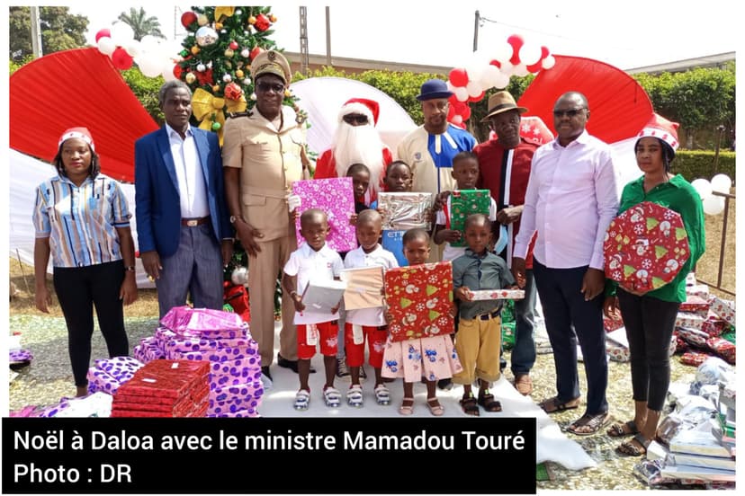 Noël 2021 : le ministre Mamadou Touré gâte 1000 enfants à Daloa
