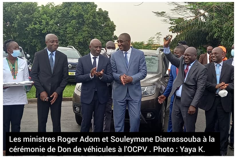 Côte d'Ivoire - Lutte contre la vie chère : le ministère de l'Économie numérique fait don de 17 véhicules et 50 motos à l'OCPV