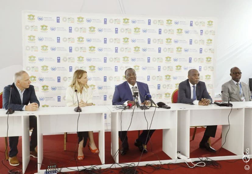 Cop 15 - Signature d’un mémorandum entre la Côte d’Ivoire et l'Agence Genesis : Kobenan Kouassi Adjoumani et Quentin Sannié expliquent