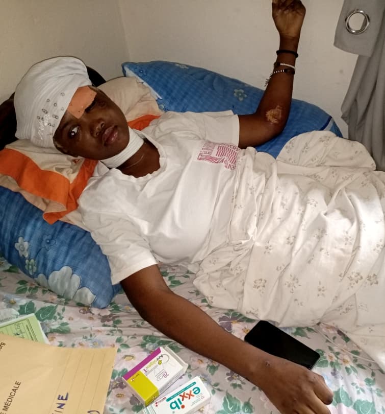 Tiassalé : compassion de Alpha Sanogo pour Méité Rokia victime d'accident de circulation