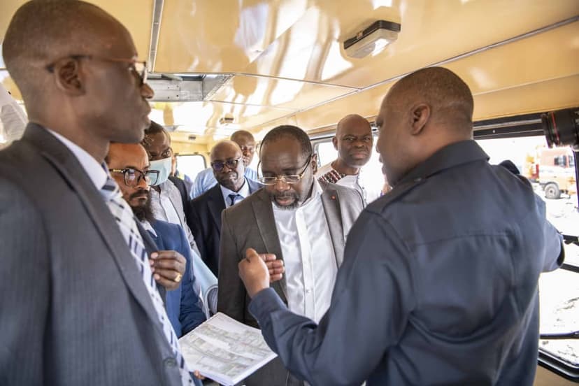 Métro d’Abidjan : Le ministre Amadou Koné satisfait de l’accélération de la libération des emprises après la visite du chantier ; voici les dernières précisions concernant les nouveaux impactés de Port-Bouët