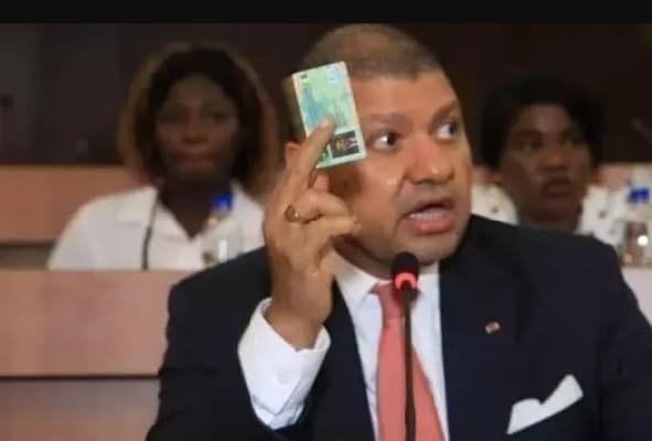 Jean Louis Billon et les Mathématiques sont-ils Chien et Chat ou contribution sur la CMU de Moussa Traoré