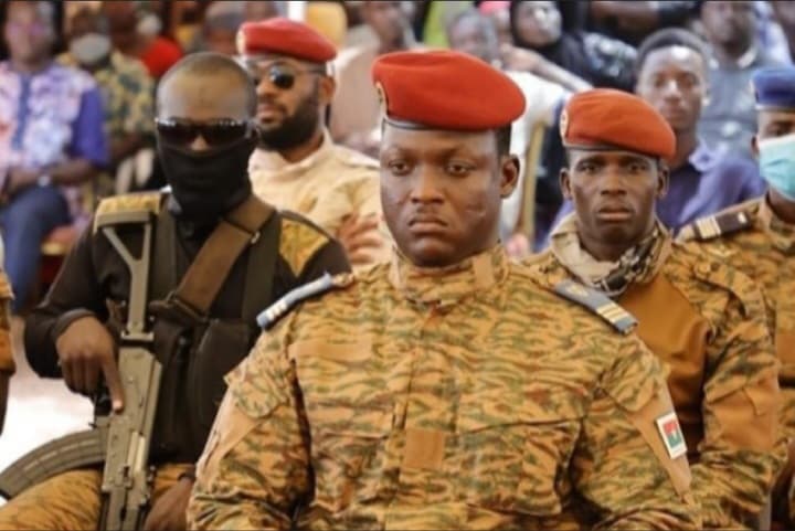 À mon avis… Qui a tort, et qui n’a pas raison