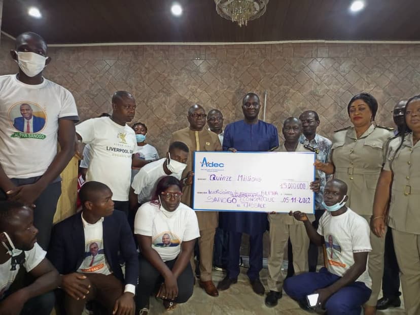 Tiassalé : Alpha Sanogo finance les projets de 79 jeunes à 15 millions de FCFA