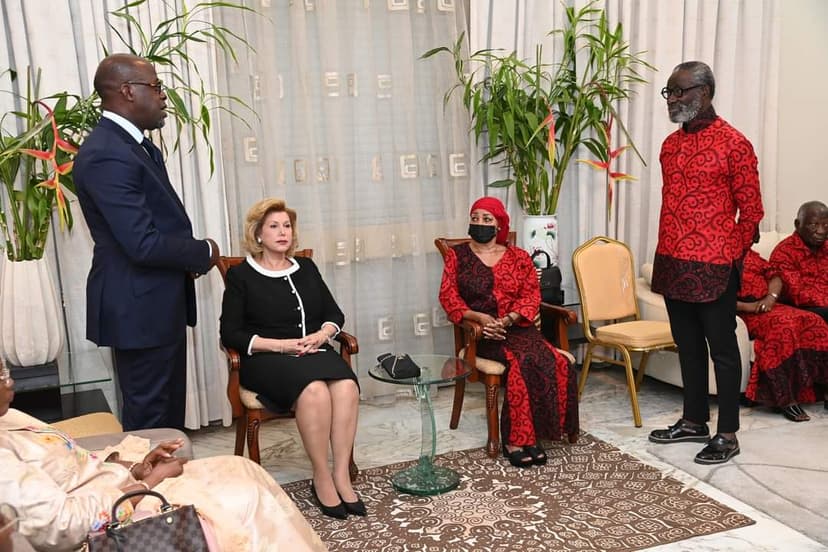 Côte d’Ivoire : Dominique Ouattara, une énergie et un cœur au service des plus vulnérables (Philippe Kouhon-auteur)