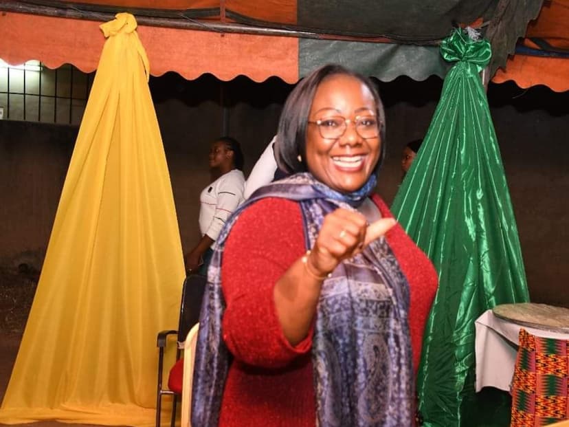 Saint sylvestre 2022 à Toulepleu : Anne Ouloto offre un spectacle de feux d’artifice aux populations