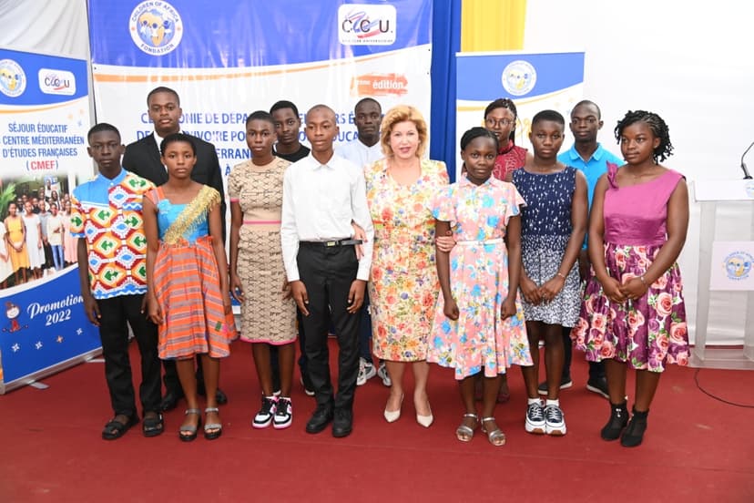 Côte d'Ivoire-Vacances 2023 : Mme Dominique Ouattara offre des vacances éducatives aux meilleurs élèves à Cap d’ail en France