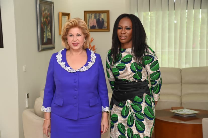La Première Dame a reçu en audience Nicole Sulu (forum Makutano)
