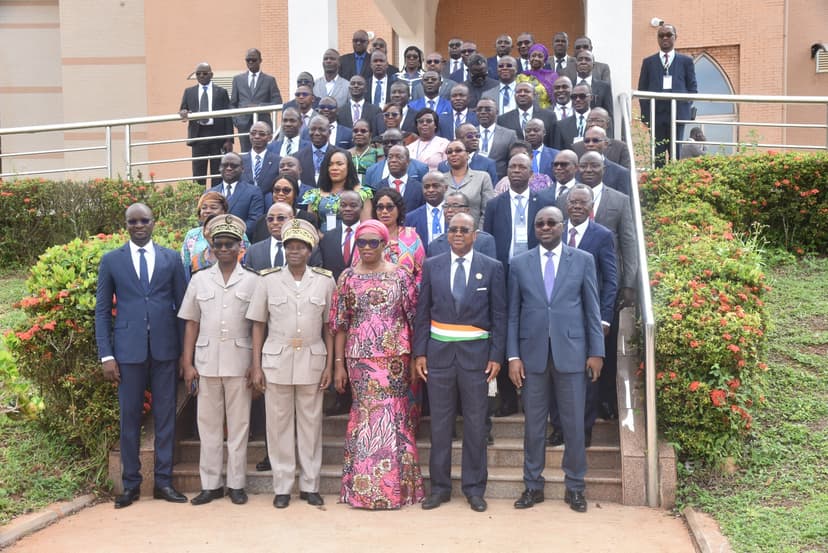 Nouvelle loi portant statut général de la fonction publique : gouvernement et partenaires sociaux à la recherche des bons modes d’application