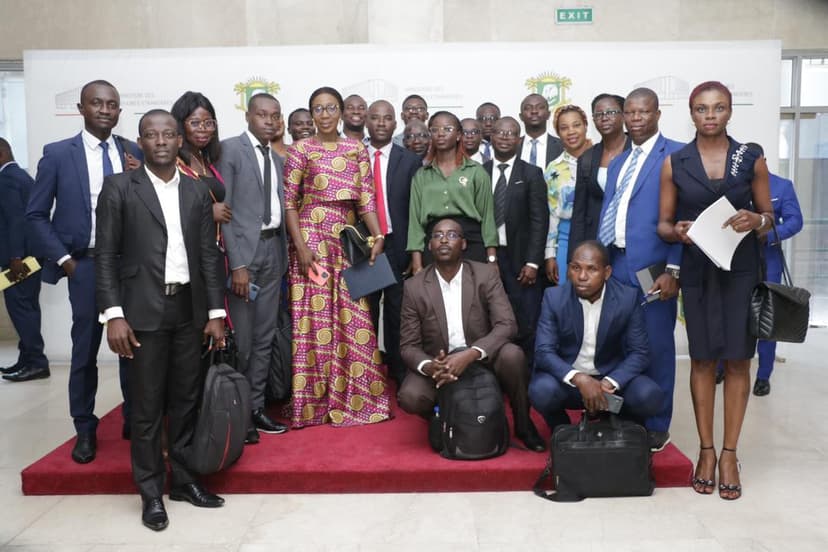 Cérémonie de restitution des travaux de programmation financière : Les auditeurs de la 23ème promotion du Gpe-Abidjan félicités par Dr Fofana Adon
