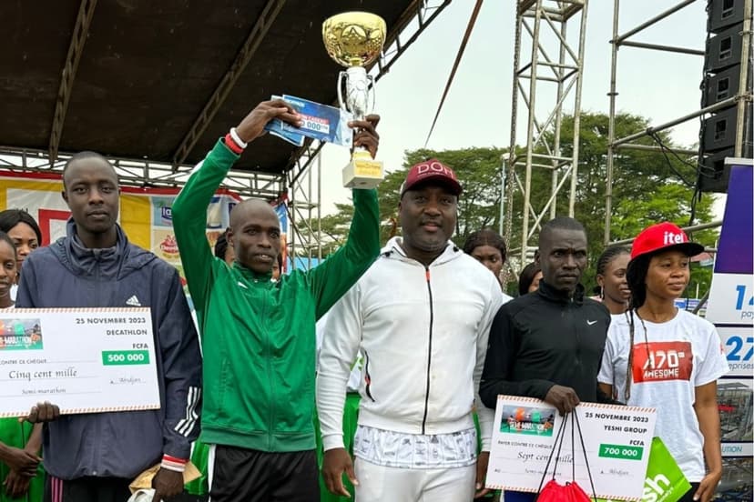 Athlétisme-Semi Marathon du District Autonomed'Abidjan : Le Kenyan Cheboi William Rutto vainqueur remporte le trophée et empoche 1.500.000 FCFA