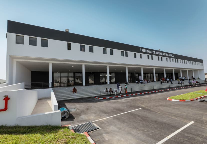 Bingerville : le tribunal de première instance et le centre d'observation des mineurs ouverts