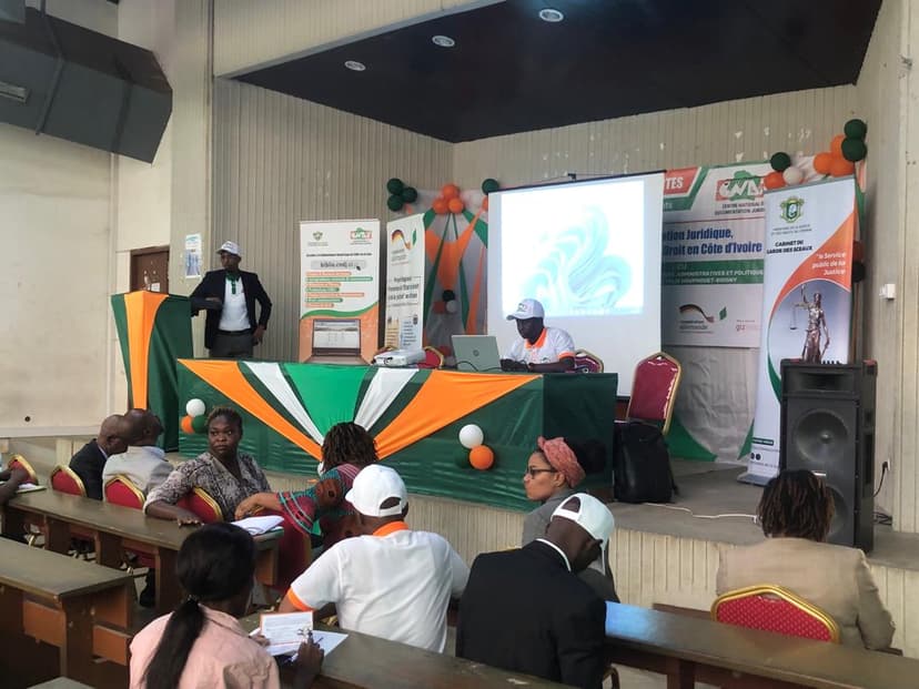 Université FHB de Cocody : La bibliothèque numérique du CNDJ présentée