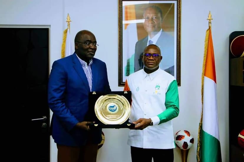 Handball - Côte d'Ivoire : Dr Mansourou Aremou chez le ministre Adjé Silas Metch