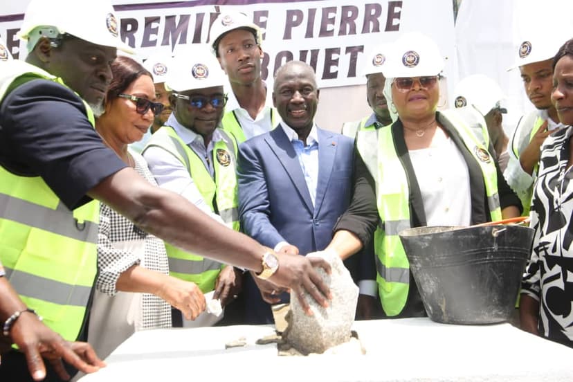 Yopougon : Adama Bictogo lance les travaux du nouveau marché moderne de Port-Bouët 2