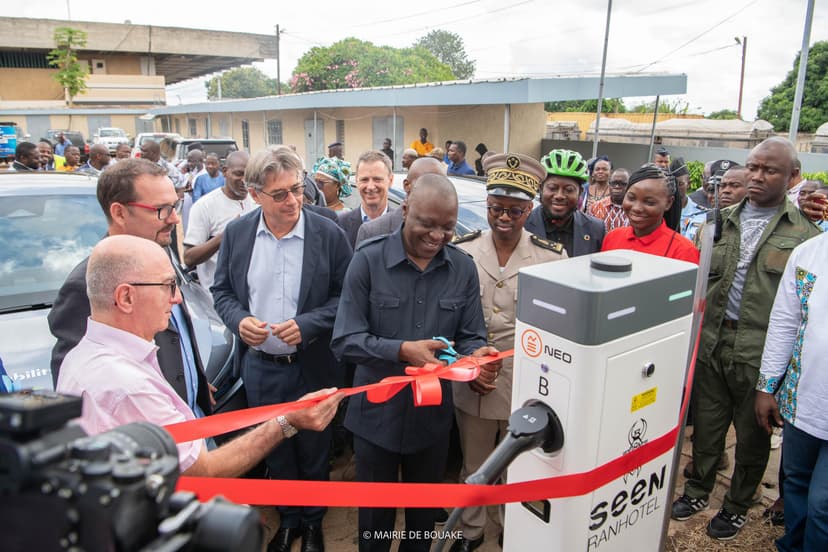 Voitures électriques : mise en service de la première borne de recharge de Bouaké