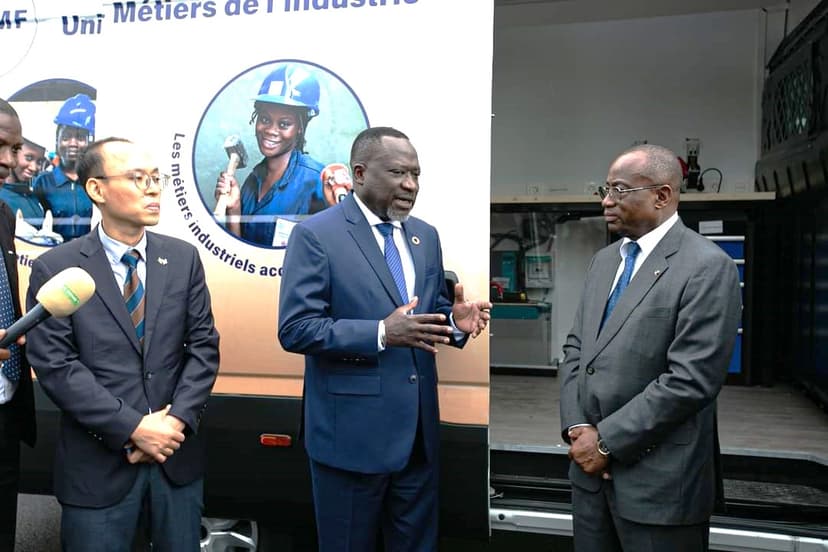 Côte d’Ivoire : le ministère de la formation professionnelle acquiert sa première unité mobile de formation