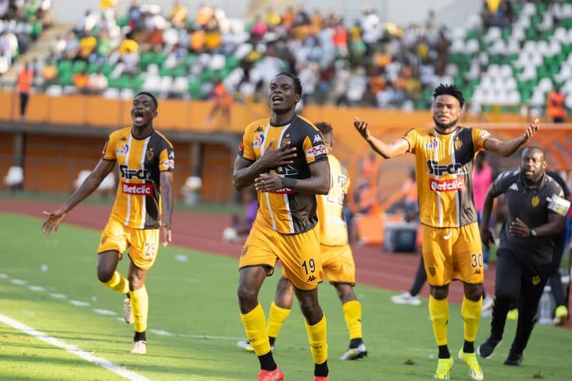 Coupe de la Confédération : L'ASEC bat ASC de la Kozah et rejoint la phase de groupes