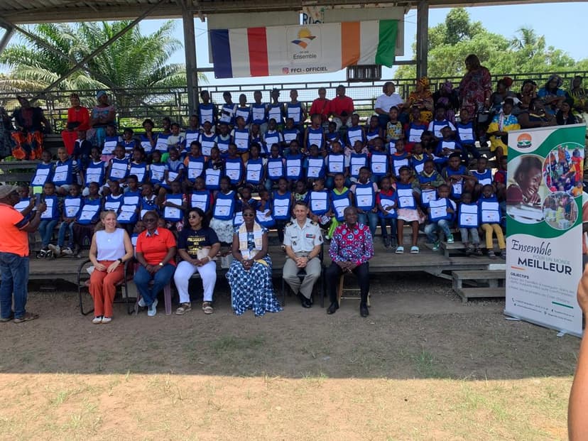 43ᵉ BIMA : 90 kits scolaires offerts à des orphelins