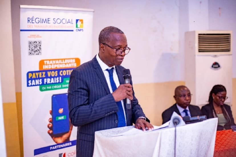 Prévention des risques de maladies et d'accidents professionnels : La CNPS renforce les capacités des coiffeurs et esthéticiens