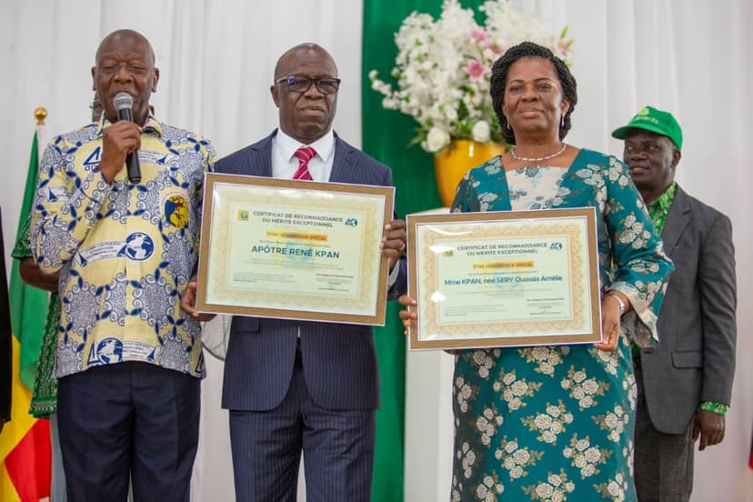 Reconnaissance du mérite : L'Église du Réveil international honore 317 de ses fidèles pour bons et loyaux services