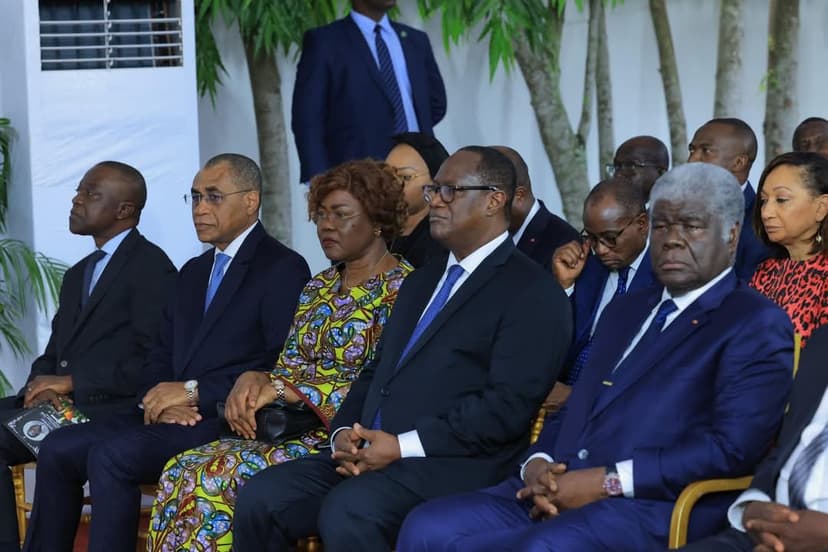Hommage au colonel Victor OULOTO : le gouvernement présente ses condoléances à Anne OULOTO