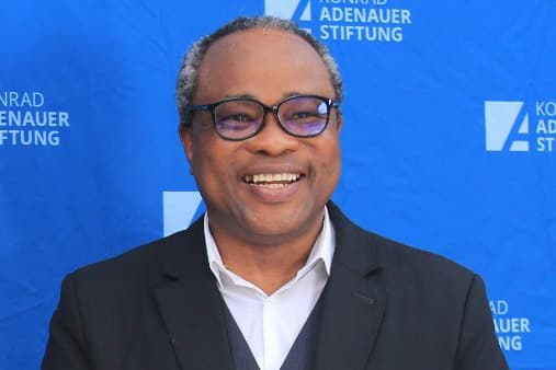 Tribune 1 : Pourquoi les hommes politiques ne tirent-ils pas les leçons du passé ?