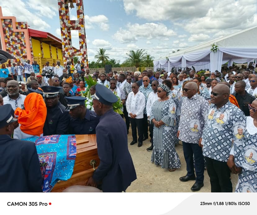 Obsèques du patriarche Ouloto Tiédé Victor : la République présente à Klaon, entre recueillement et hommage pluriel