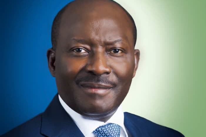 Gabon : Henri-Claude OYIMA nommé ministre de l’Économie et des Finances, BGFIBank salue une carrière exemplaire