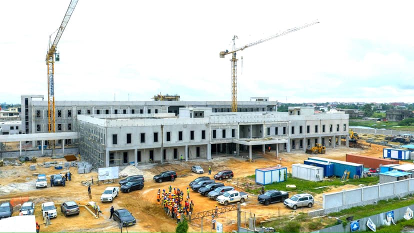 Lutte contre le cancer en Côte d'Ivoire : Pierre DIMBA satisfait de l'avancée des travaux du CNROM à Grand-Bassam