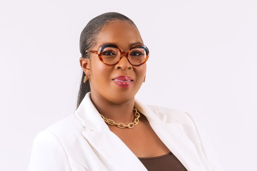 Reconstruire le village : le besoin croissant d’une parentalité consciente chez les parents urbains d’Afrique | Vicki Otaruyina