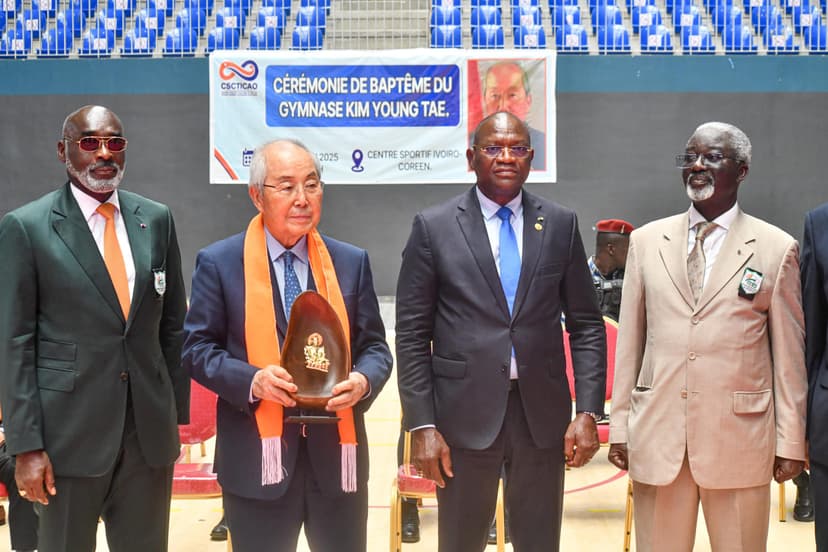 Taekwondo en Côte d’Ivoire : le gymnase du CSCTICOA baptisé « Kim Young Tea »