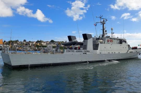 Opération Anouanzè : la marine ivoirienne déploie deux navires en Sierra Leone et à l'Est