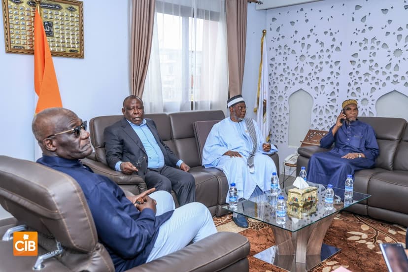 Ouverture de la grande mosquée Salam d’Adjamé : Cissé Bacongo rencontre Cheick Ousmane Diakité