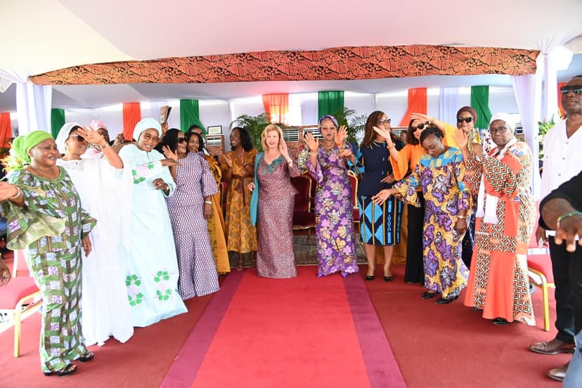 Haut-Sassandra : l'hommage des femmes à Dominique Ouattara à Daloa