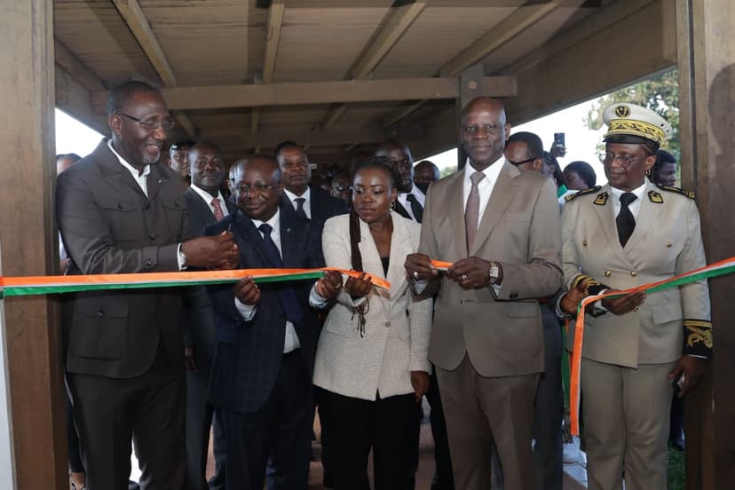 École supérieure d’agronomie à Yamoussoukro : Adama Diawara inaugure le laboratoire de pédologie rénové par le PCCET